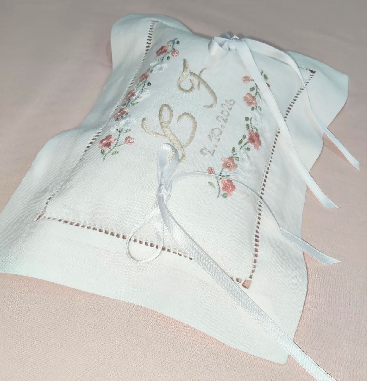 Cuscino per fedi - immagine 2